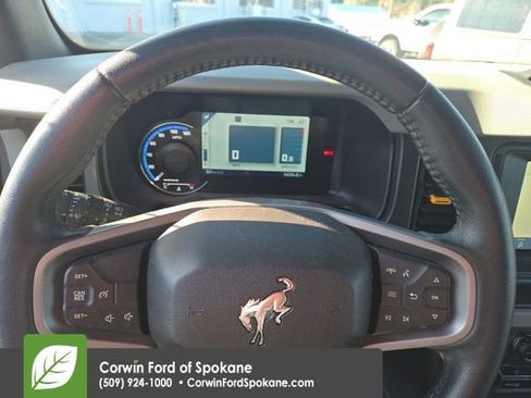 Used 2023 Ford Bronco Badlands image 7