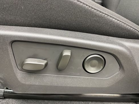 New 2026 GMC Canyon Elevation image 11