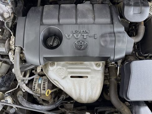 Used 2015 Toyota Venza LE image 30