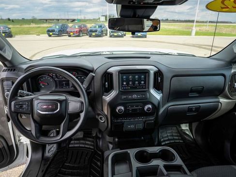 Used 2022 GMC Sierra 1500 Pro w/ Pro Value Package RWD image 17