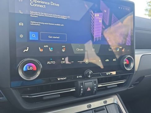 Used 2024 Lexus GX 550 image 24