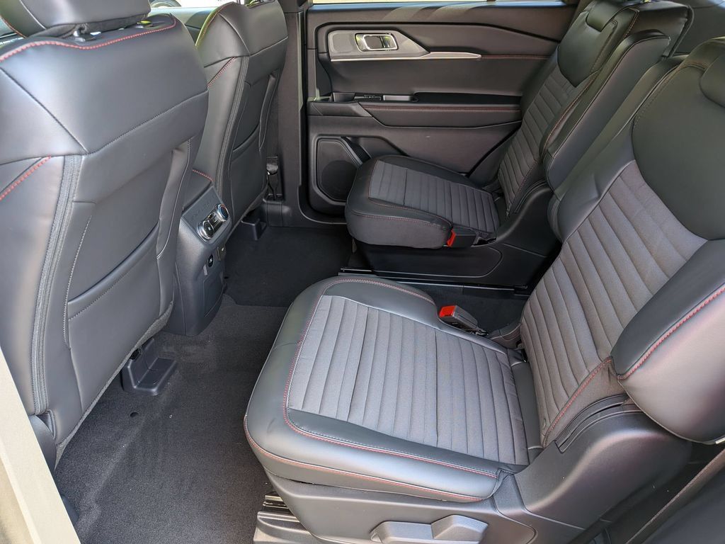 New 2026 Ford Explorer ST-Line AWD/4WD image 20