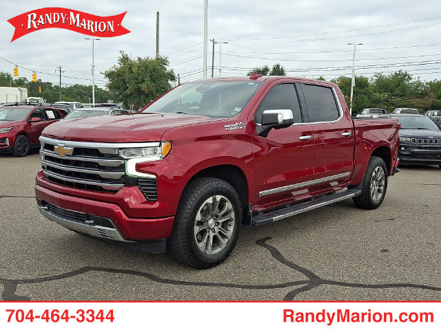 Used 2024 Chevrolet Silverado 1500 High Country w/ Technology Package AWD/4WD image 1