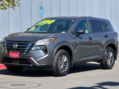 Certified 2026 Nissan Rogue S image 8