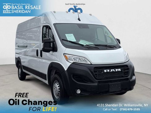 Used 2025 RAM ProMaster 2500 w/ Convenience Group FWD image 1