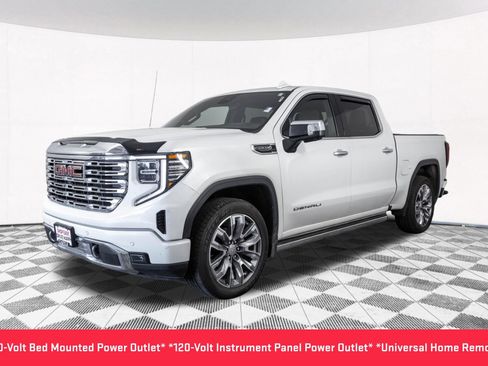 Used 2023 GMC Sierra 1500 Denali w/ Denali Reserve Package AWD/4WD image 13