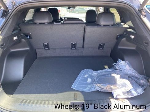 New 2025 Chevrolet Blazer EV LT image 30