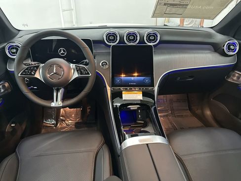 Used 2026 Mercedes-Benz GLC 300 image 22