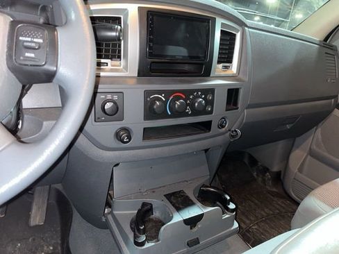 Used 2007 Dodge Ram 1500 Truck SLT image 8