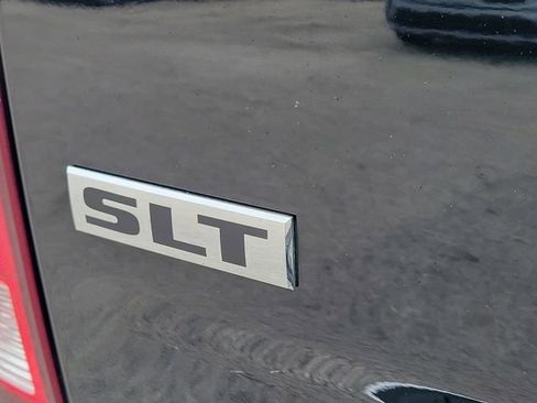 Used 2024 RAM 1500 Classic SLT image 10