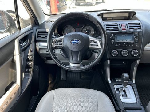 Used 2015 Subaru Forester 2.5i Limited AWD/4WD image 12