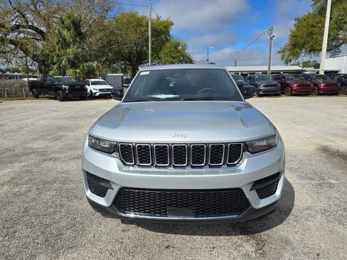New 2026 Jeep Grand Cherokee Laredo X AWD/4WD image 8