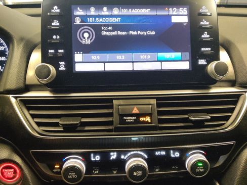 Used 2018 Honda Accord Sport image 25