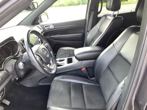 Used 2019 Jeep Grand Cherokee Altitude AWD/4WD image 26