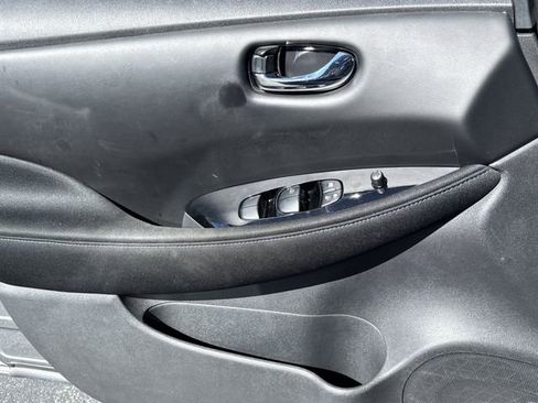 Certified 2024 Nissan Leaf SV Plus image 8