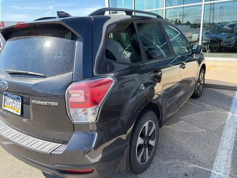 Used 2018 Subaru Forester 2.5i Premium AWD/4WD image 3