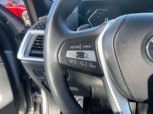 Used 2024 BMW X5 sDrive40i image 19
