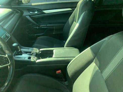 Used 2019 Honda Civic Sport image 7