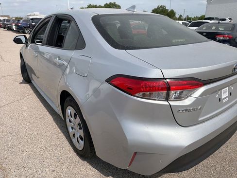 Used 2023 Toyota Corolla LE image 8