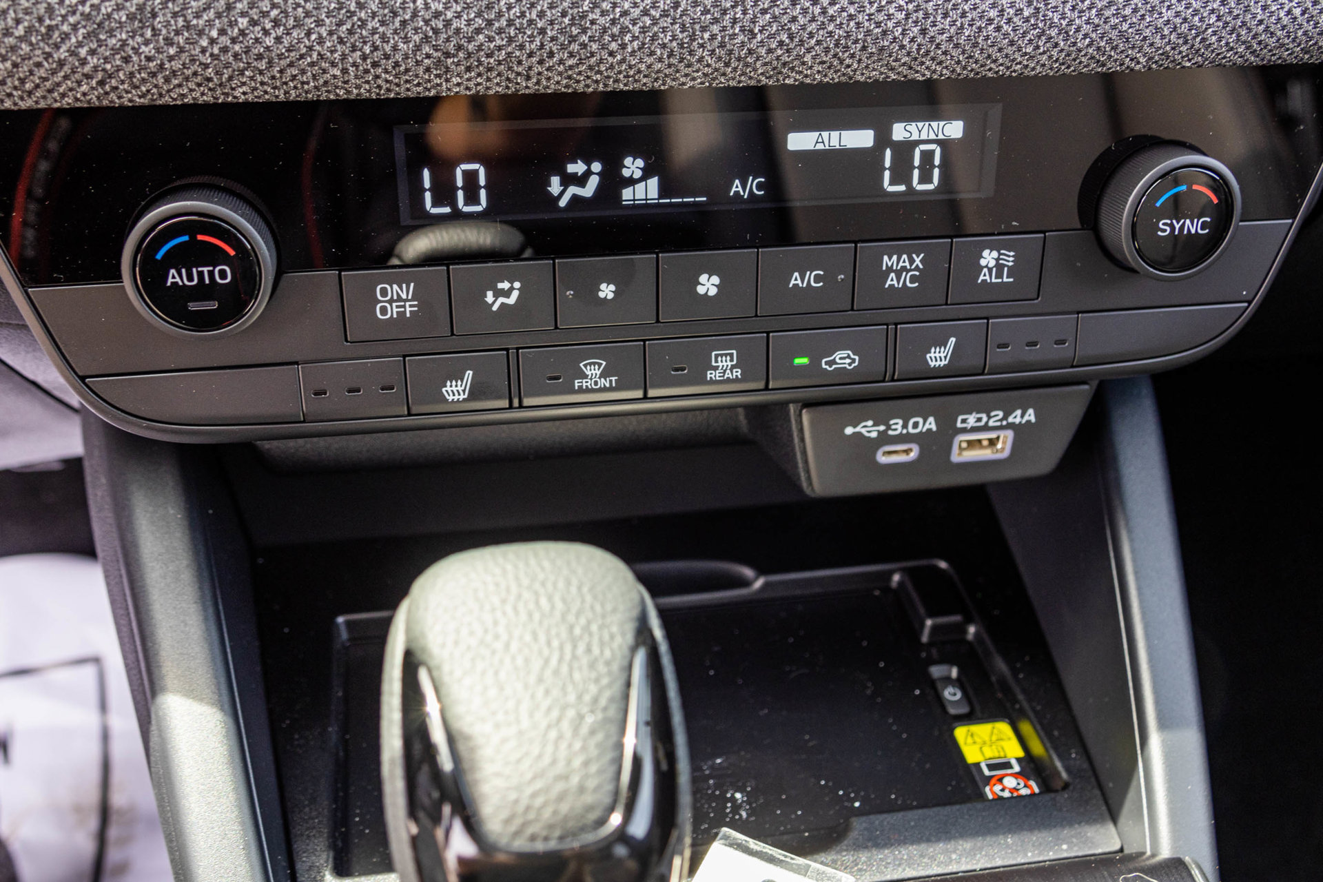 New 2026 Subaru Outback Limited AWD/4WD image 28