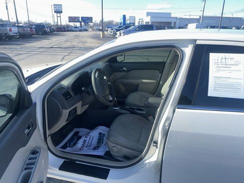 Used 2010 Ford Fusion SE image 11