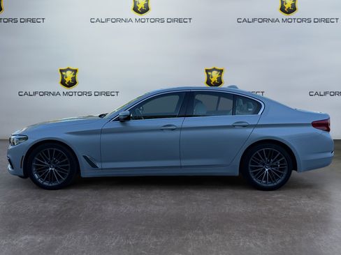 Used 2019 BMW 530i w/ Convenience Package image 2