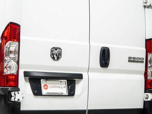 Used 2024 RAM ProMaster 2500 w/ Convenience Group FWD image 13