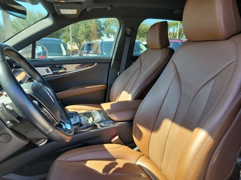 Certified 2022 Lincoln Nautilus Reserve w/ Equipment Group 202A image 25