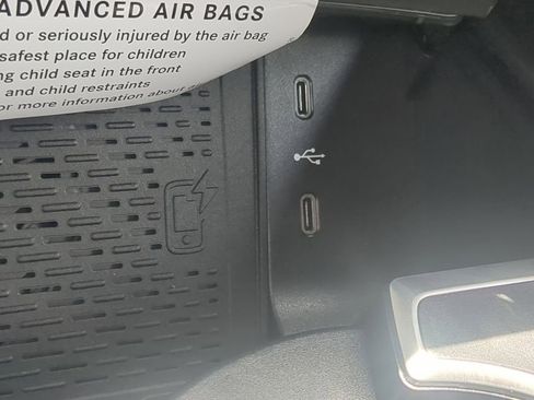 New 2025 Mercedes-Benz GLE 350 GLE 350 image 9