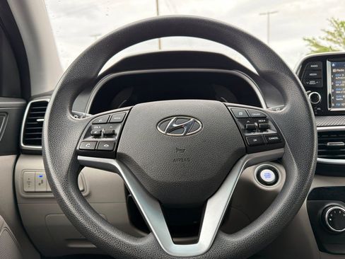 Used 2020 Hyundai Tucson Value FWD image 23