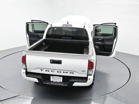 Used 2023 Toyota Tacoma TRD Off-Road AWD/4WD image 26