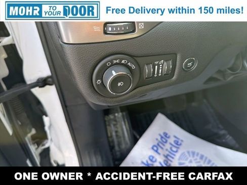 Used 2019 Jeep Cherokee Limited image 14