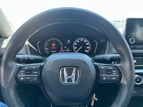 Used 2022 Honda Civic LX image 6