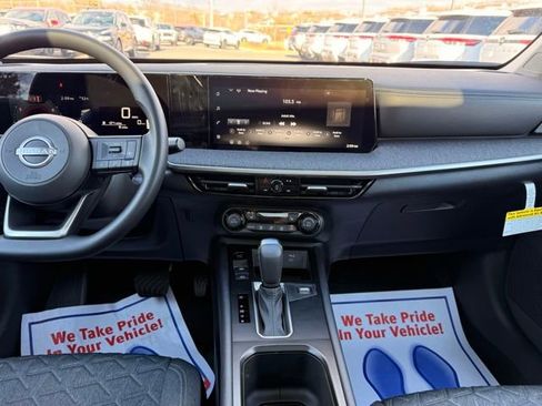 New 2026 Nissan Kicks SV w/ SV Premium Package image 23