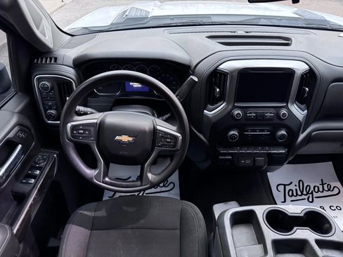 Used 2021 Chevrolet Silverado 2500 LT w/ Z71 Off-Road Package image 9