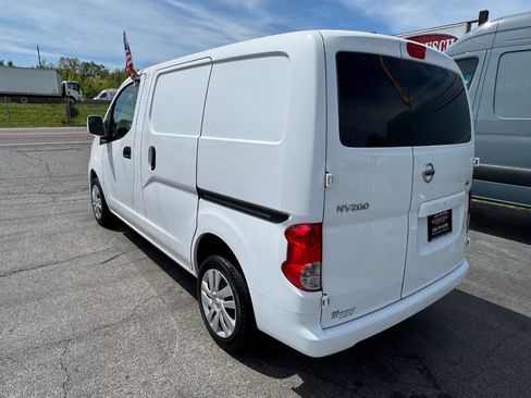 Used 2019 Nissan NV200 SV image 8