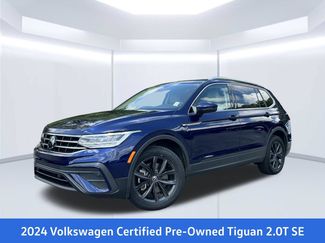 Certified 2024 Volkswagen Tiguan SE w/ Panoramic Sunroof Package FWD 360° Tour