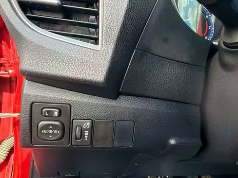 Used 2015 Toyota Corolla S FWD image 28