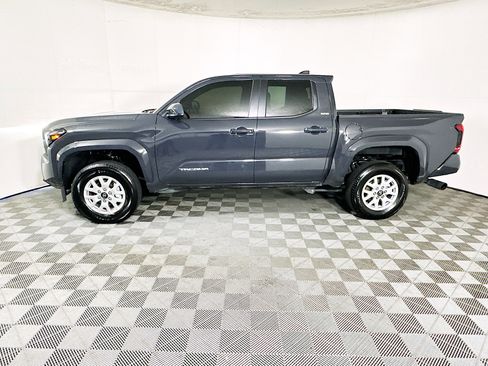 Used 2024 Toyota Tacoma SR5 image 6