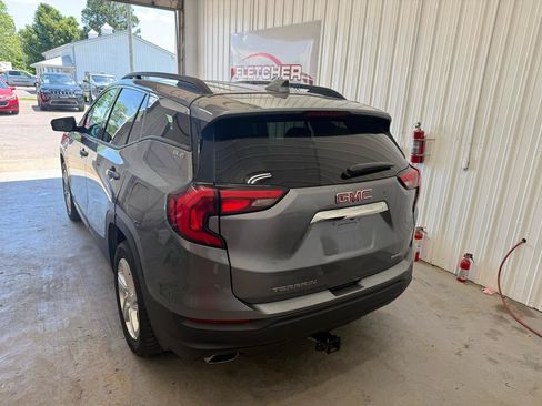 Used 2018 GMC Terrain SLE w/ Driver Convenience Package AWD/4WD image 25