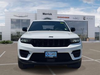 Certified 2024 Jeep Grand Cherokee Altitude AWD/4WD video 3