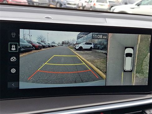 Certified 2025 Kia Sorento SX image 19