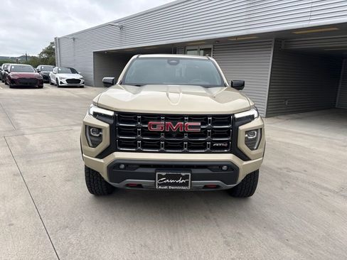 Used 2023 GMC Canyon AT4 w/ AT4 Premium Package AWD/4WD image 2