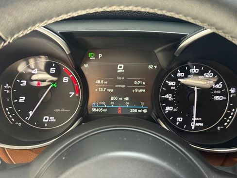 Used 2020 Alfa Romeo Giulia Ti AWD/4WD image 18