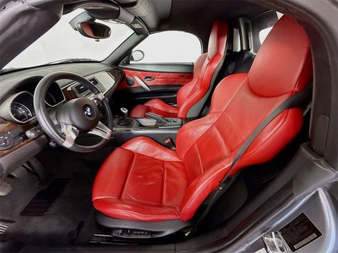 Used 2008 BMW Z4 3.0si image 5