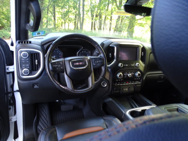 Used 2020 GMC Sierra 1500 AT4 w/ Off-Road Performance Package AWD/4WD image 6