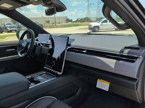 New 2026 GMC Sierra EV Elevation image 30