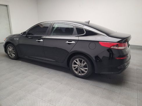 Used 2019 Kia Optima LX image 3