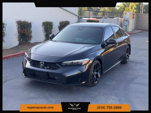 Used 2025 Honda Civic Sport image 1