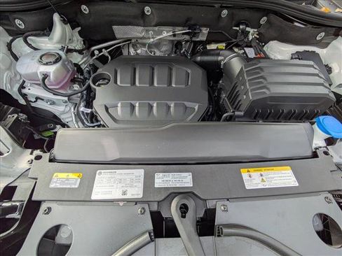 New 2026 Volkswagen Atlas SE image 18